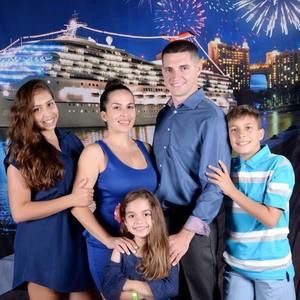 Meet your Posher, Raimy